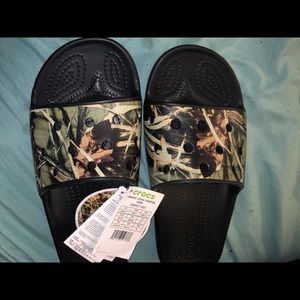 Brand new Realtree Croc slides
